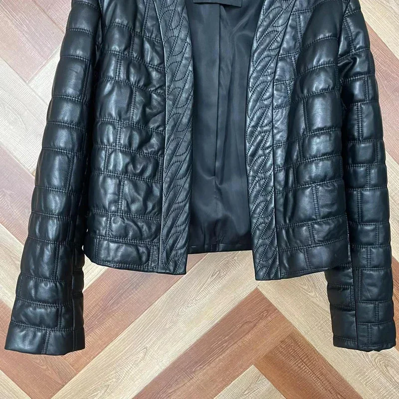 Women's High-Quality Sheepskin Coat Spring Short Length Lattice Pattern Genuine Leather Jacket O-Neck Collar