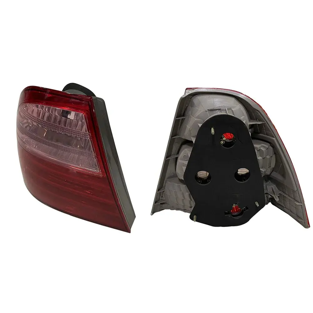 A Pair Car Taillight For Toyota Corolla Sedan NZE120 NZE121 ZZE124 2004 2005 2006 Rear Light