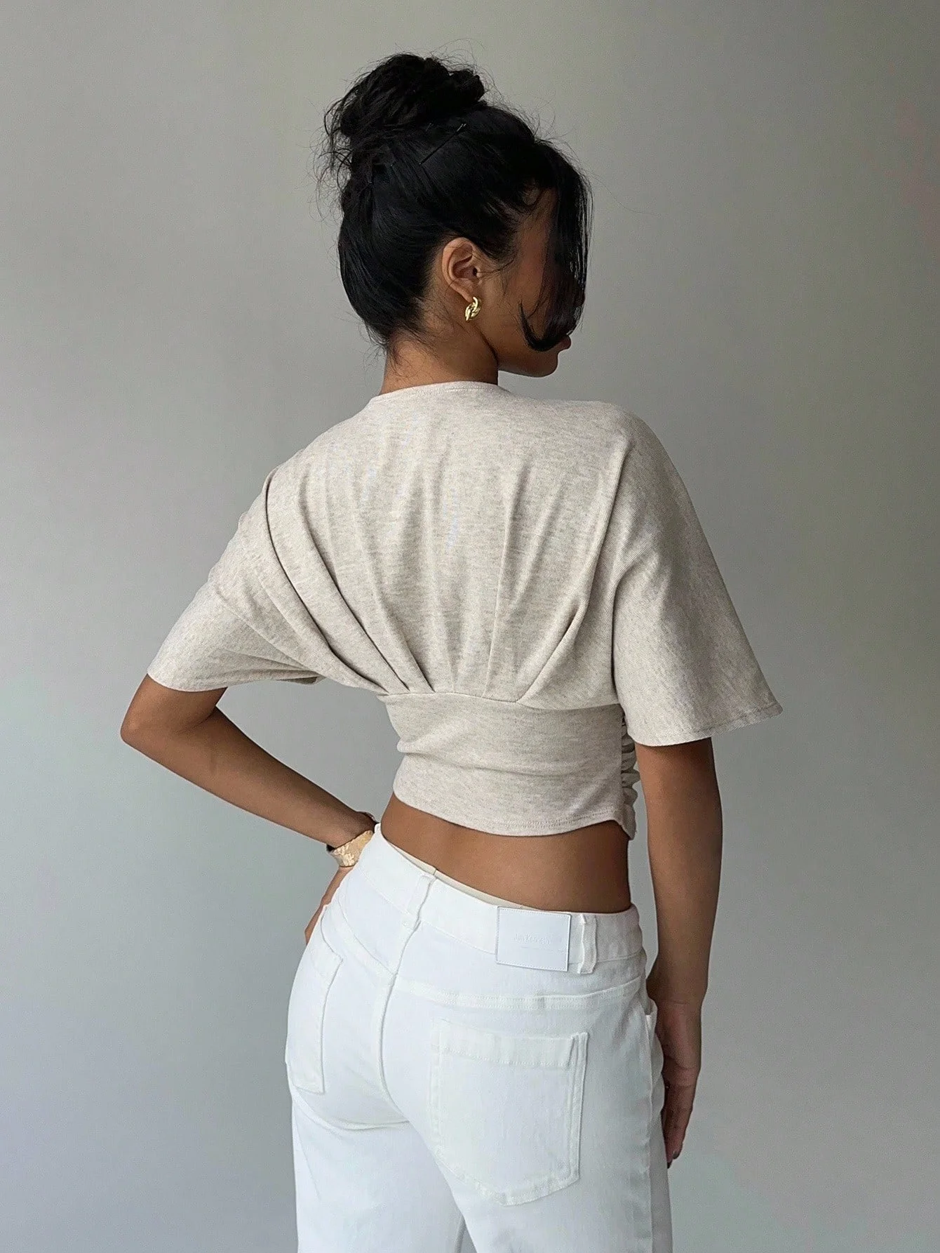 Women's Summer Apricot Deep V-Fold Short Sleeve Tight Fitting Women's T-Shirt