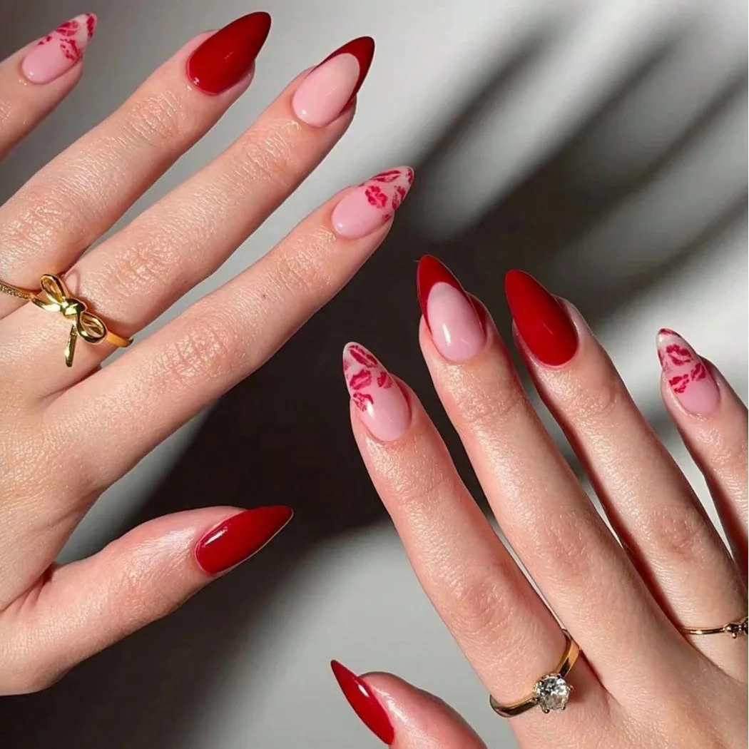 

24PCS Red Love Almond Fake Nails Lips Design Valentines Day Manicure Gentle Romantic Press on Nails False Nails for Women 네일팁