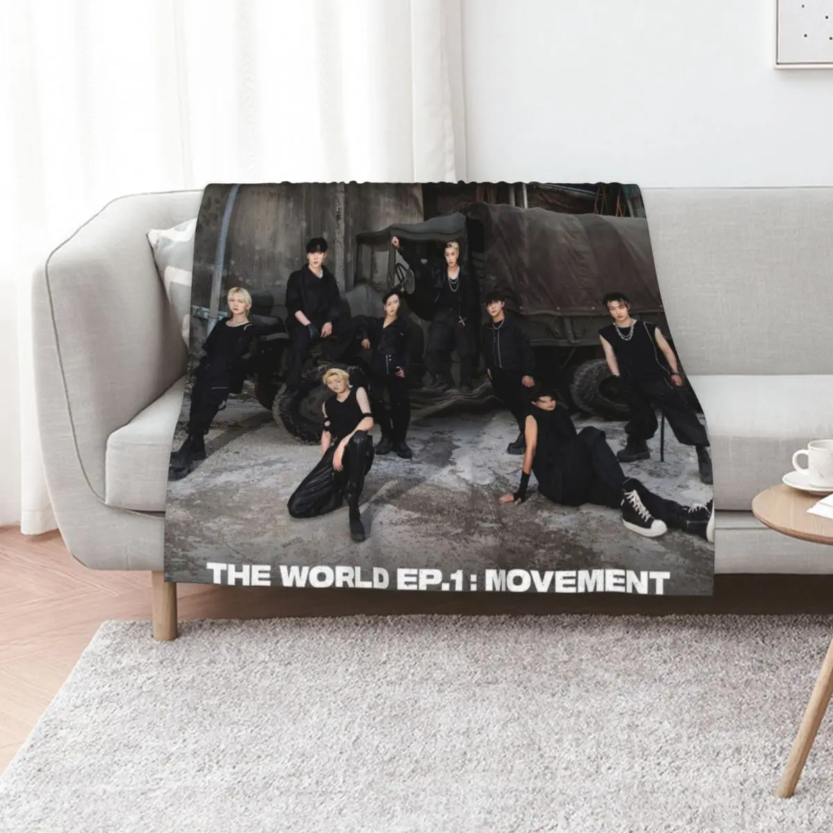 ATEEZ THE WORLD EP.1 : MOVEMENT GUERRILLA Throw Blanket Decoratives Kid'S For Decorative Sofa Moving Camping Luxury St Blankets