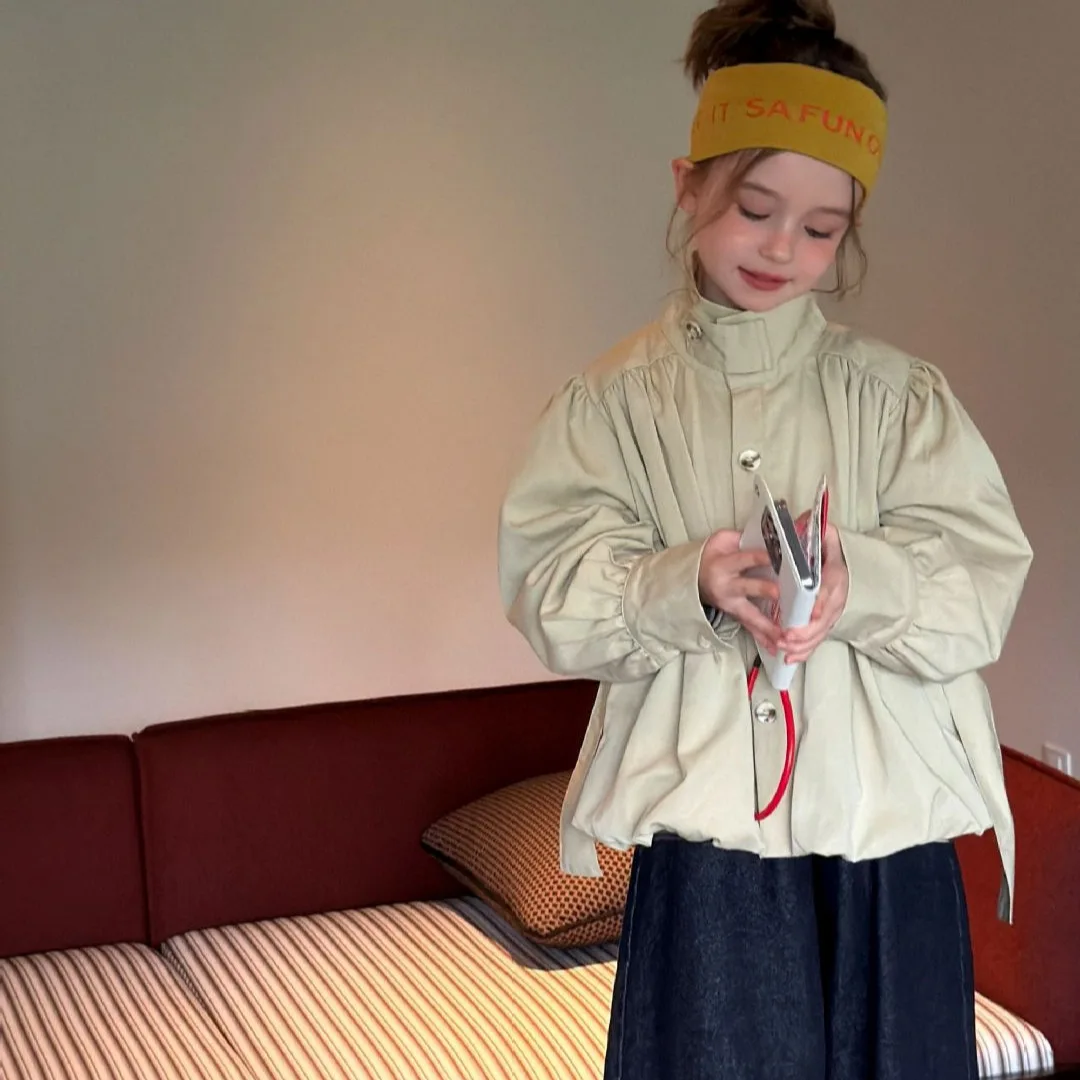 Girls' 2026 Autumn New Design Stand Up Collar High-end Feel Lantern Sleeves Loose Top Children's Girls' Coat