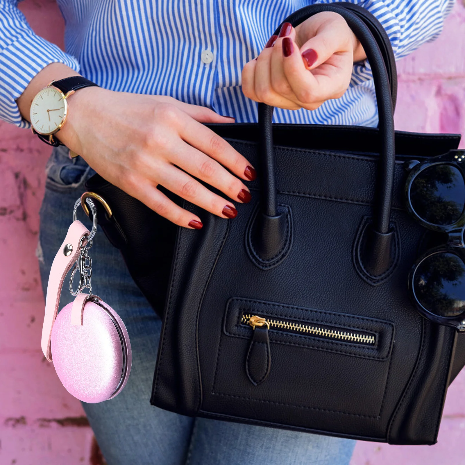 1 Stück doppelseitiger Schlüsselanhänger mit hoher Klarheit, glänzendes Finish, exquisite Details, stilvolles Schlüsselanhänger-Zubehör für Make-up