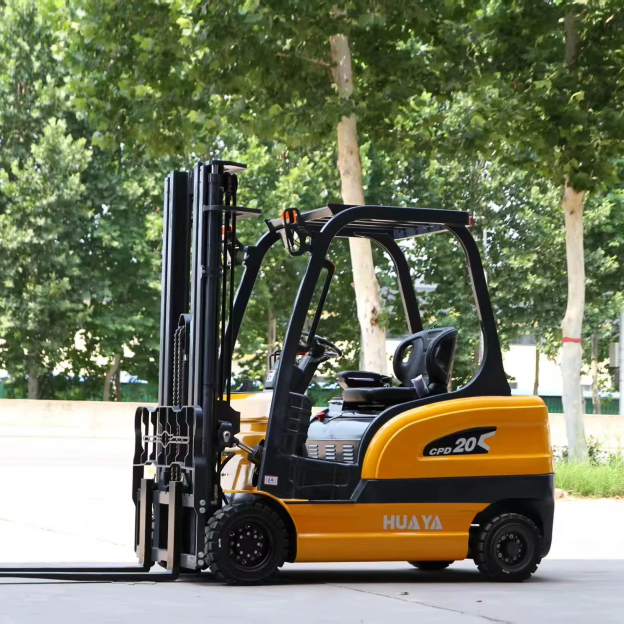 

Выгодная распродажа: Электрический вилочный погрузчик 1, 2, 2.5 тонны с высокоэффективной литиевой батареей, трехсекционной мачтой, малогабаритный, надежный, с отличной производительностью