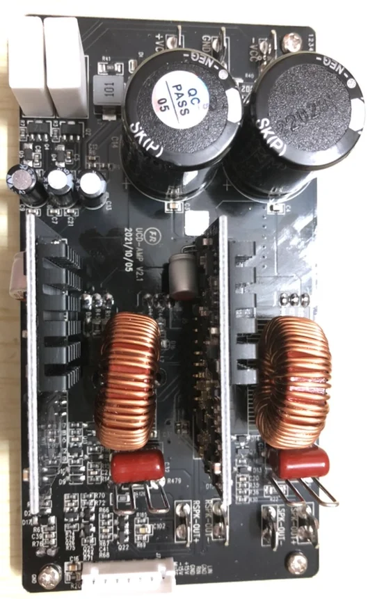 UCD Dual Channel Class D Power Amplifier Stereo Digital Power Amplifier Module 400 W Can Bridge 8 / 800 W