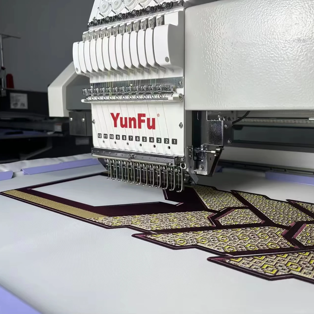 High Quality 2 Head Computer Embroidery Machine 500*800mm Embroidery Size Multi Color for Apparel Processing