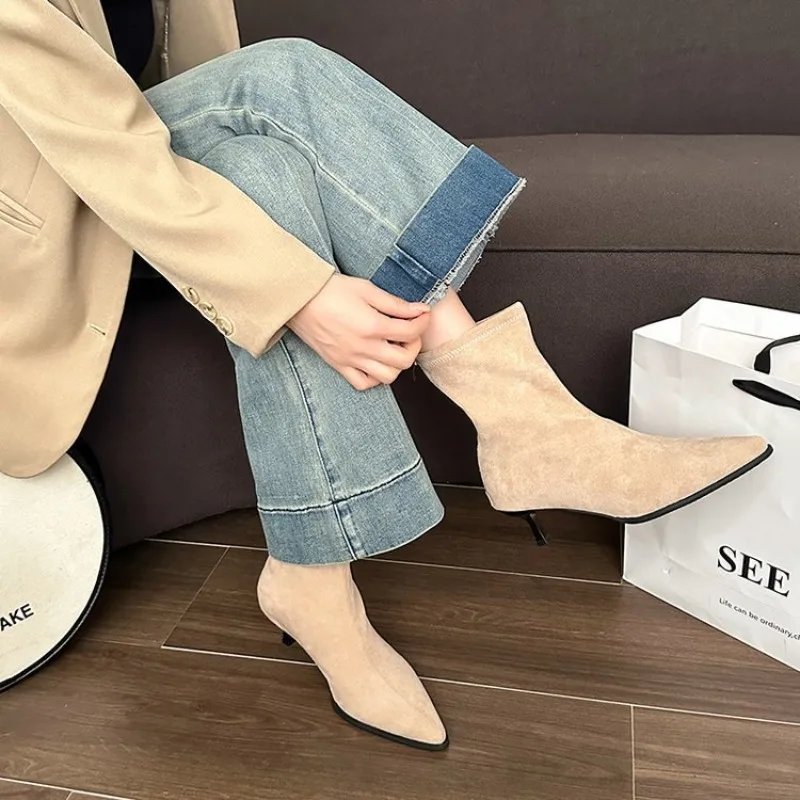 

Лидер продаж 2025 года, модельерские леопардовые женские ботильоны, модные короткие ботильоны с острым носком, женские лаконичные туфли на квадратном каблуке