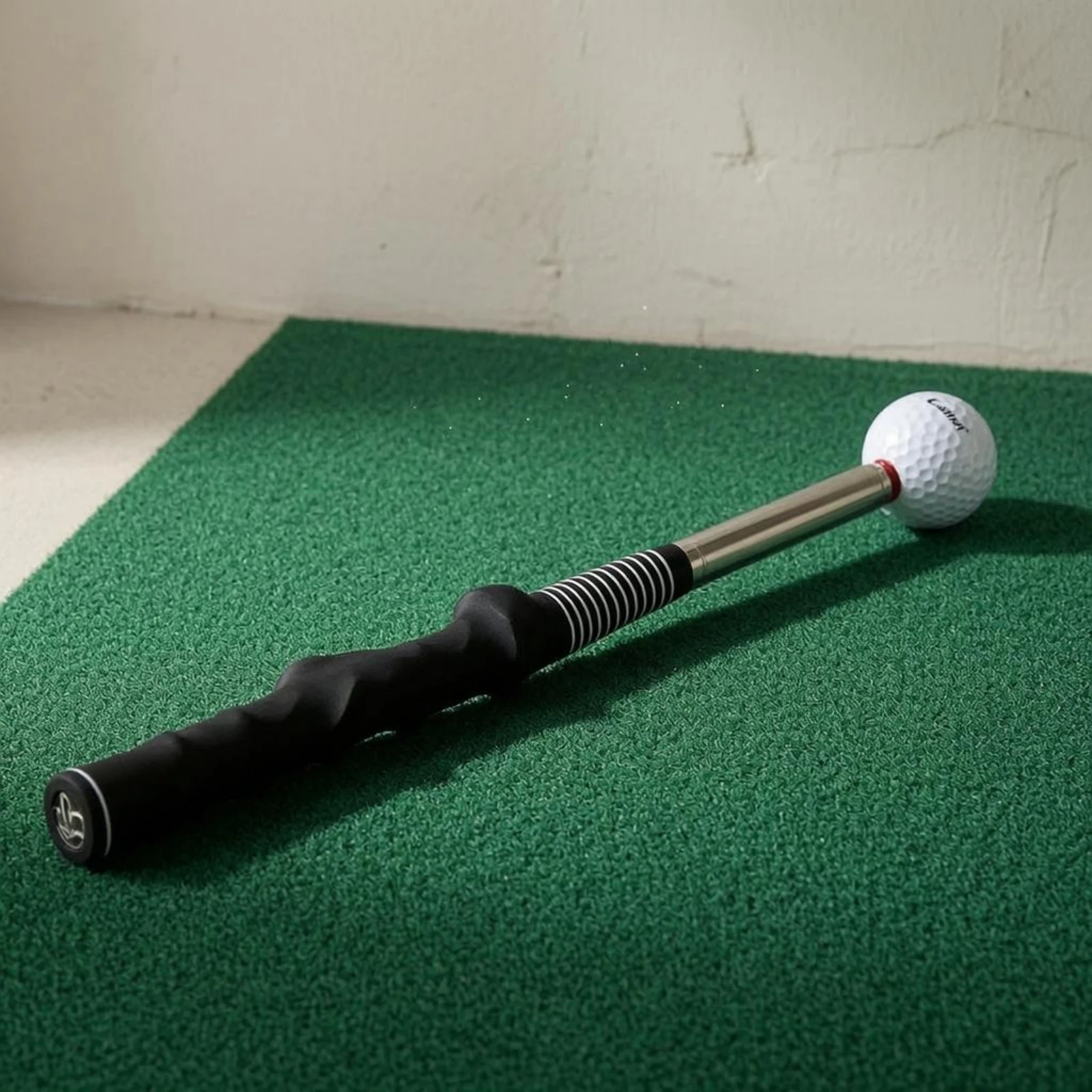 Retractable Golf Swing Practice Aid Indoor Outdoor Use Sports Training Gear Exercise Aid for Indoors - view 2