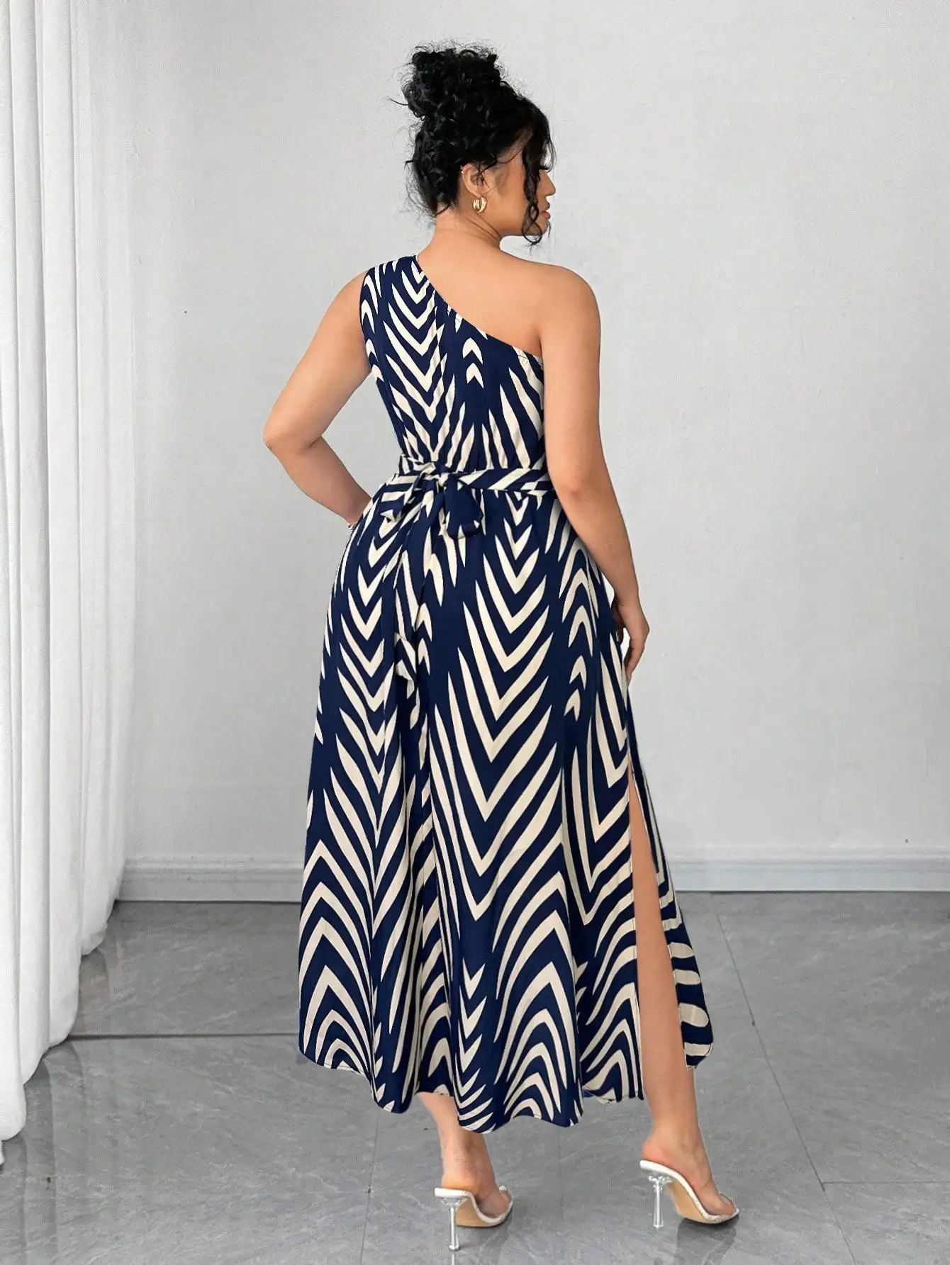

Plus Size One Shoulder Asymmetrical Neck Midi Dress Blue White Geometric Print A-Line