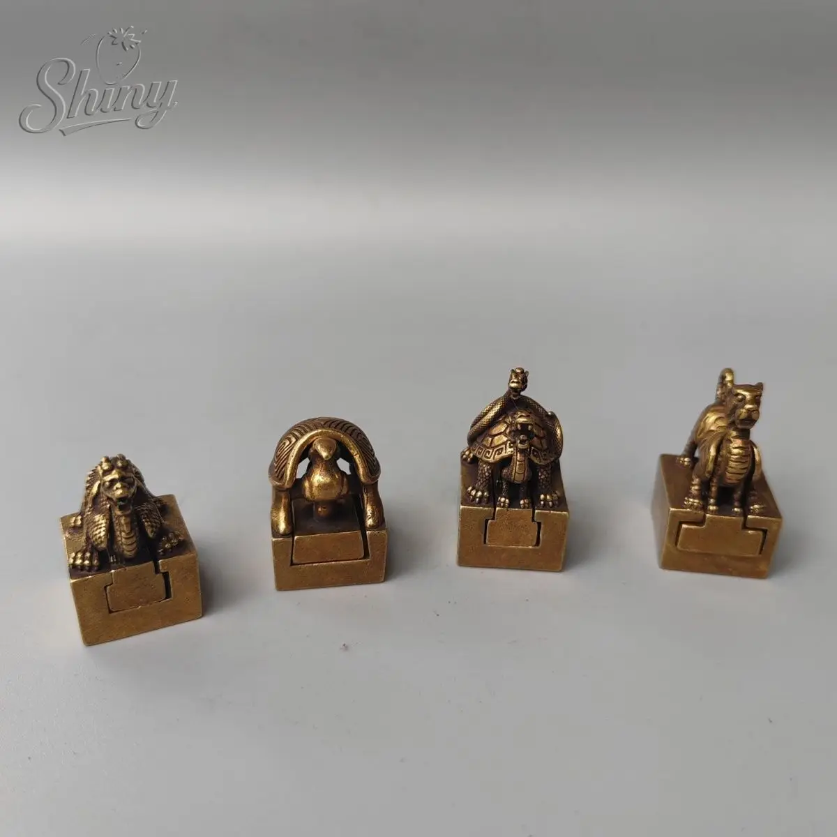 

Antique Copper Auspicious Beast Seal Tiger,Loong Feng Shui Decorations Crafts Bronze Animal Mini Figurine Home Office Decor