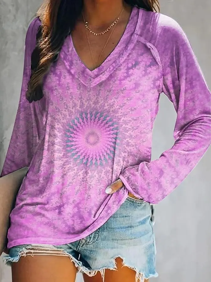 

Women's Elegant V-Neck Vintage Print Long Sleeve T-Shirt Soft Polyester Great for Autumn and Winter Casual Wear Floral Print Top