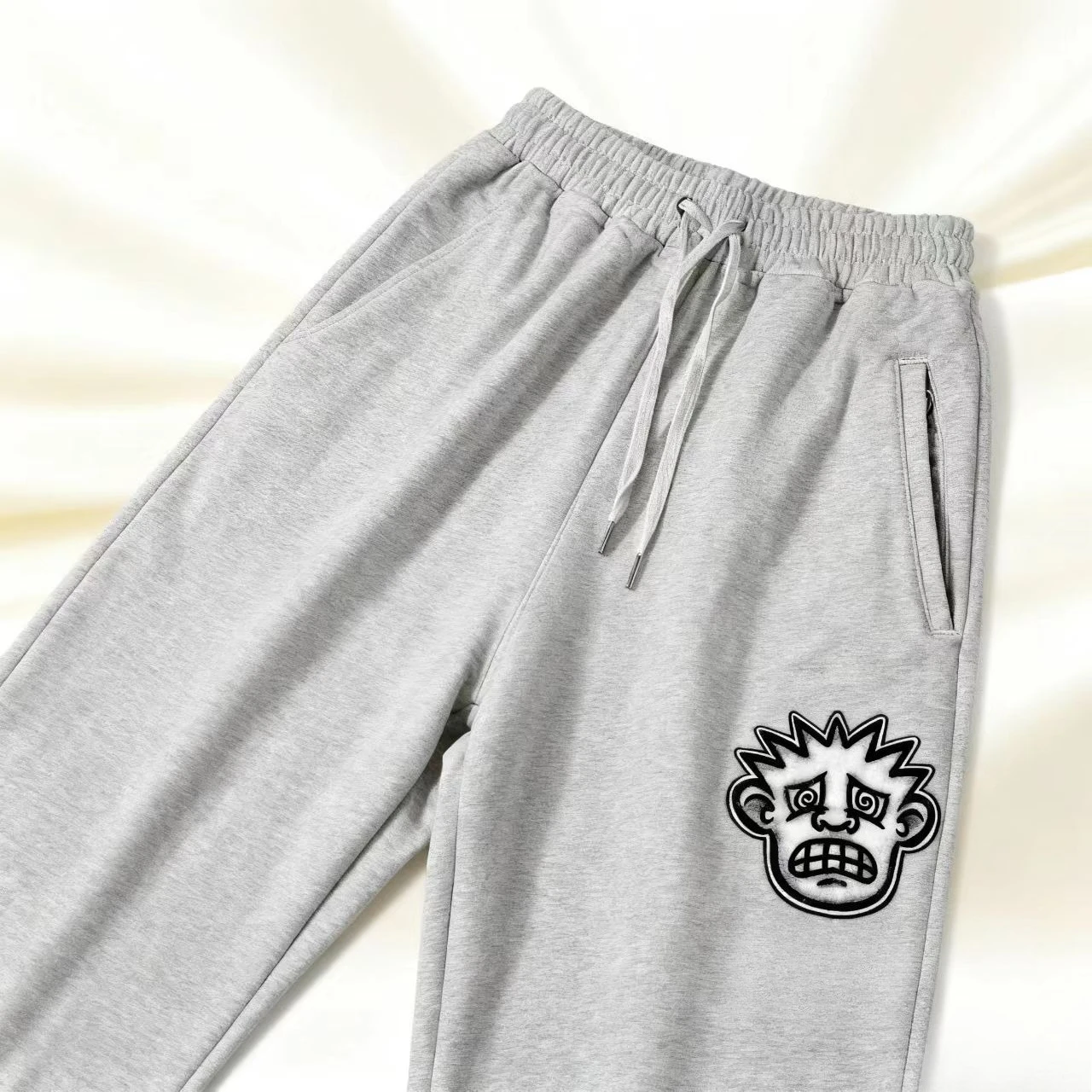 

2025 Men's Sportswear Fashion Printed Trendy High Quality Soft and Versatile Running Pants Street Elastic Waist Casual Pants