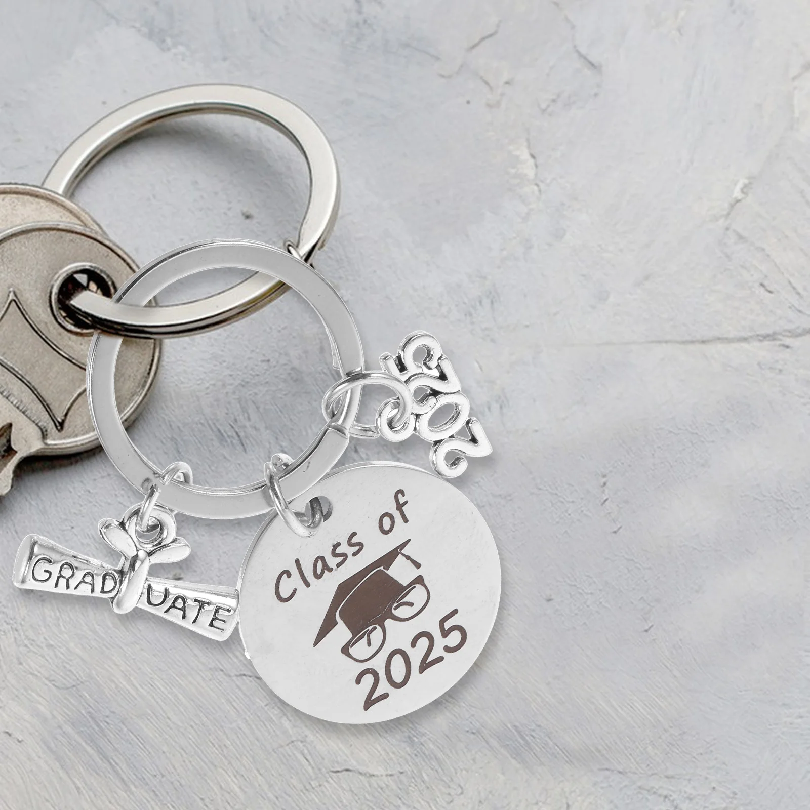 Graduation Keychain Class of 2025 Present Graduate Keepsake Ring Gift Accessory Charm