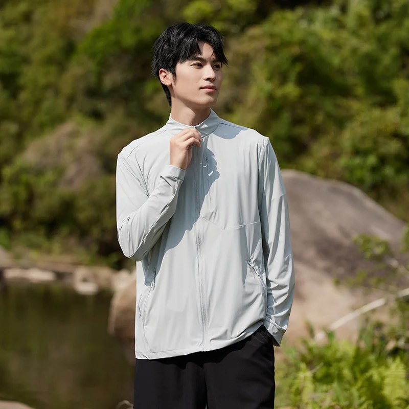 

Men's Summer Stand Collar Sun Protection Clothing Outdoor Breathable UV Protection Ice Silk Large Size Jaet Qui Dry Polye...