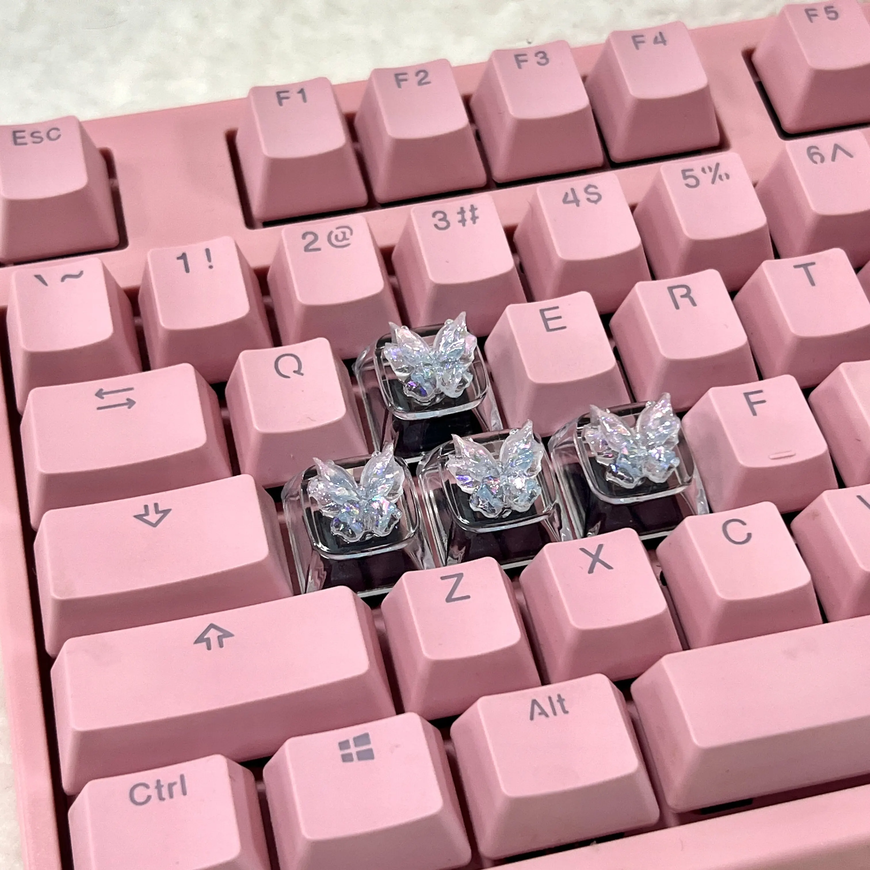 4pcs Butterfly Keycaps DIY Handmade Creative Typing Artifact Cross Shaft Mechanical Keyboard Translucent
