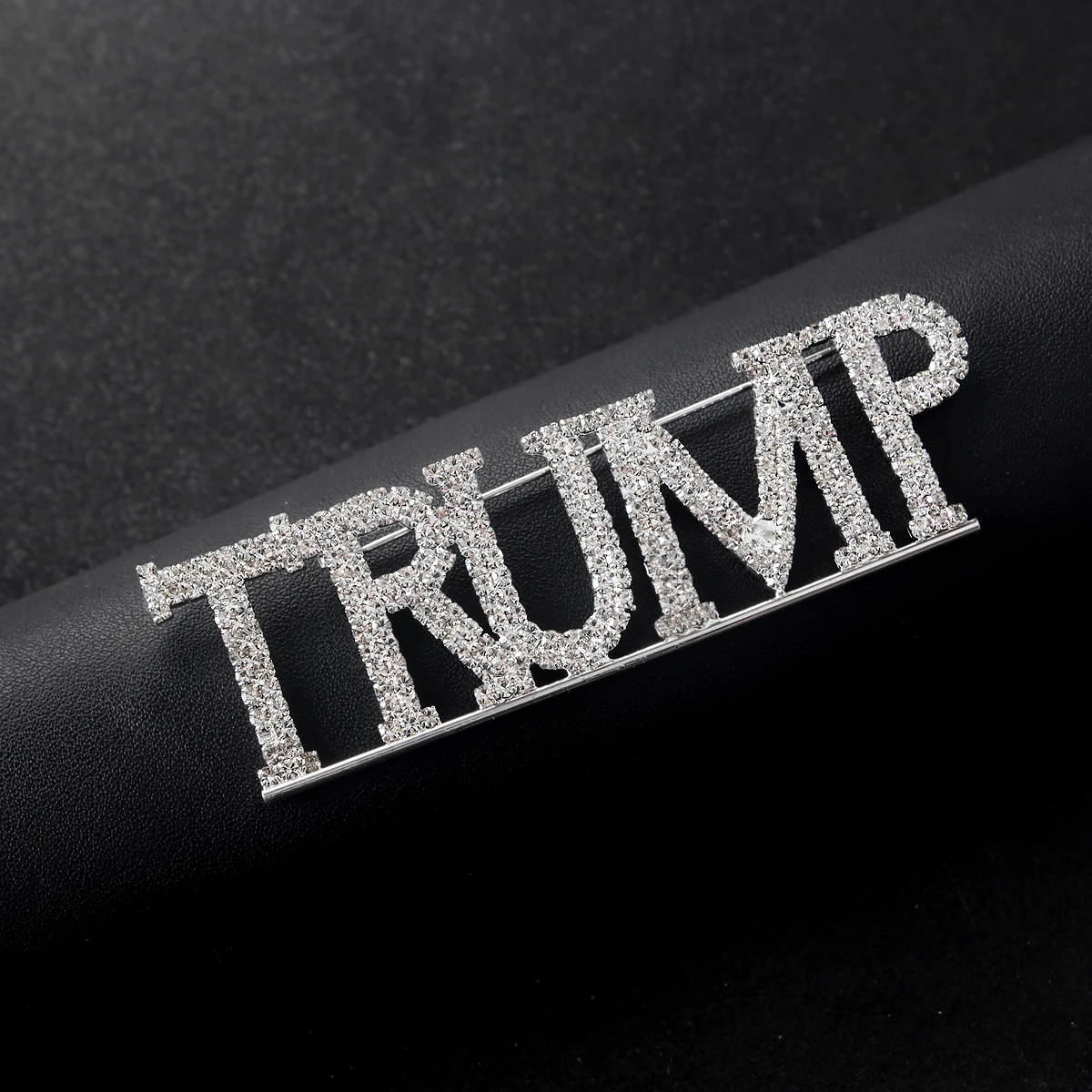 Fashionable Single-layer Personalized Trump Letter Rhinestone Brooch Party Chest Accessorie