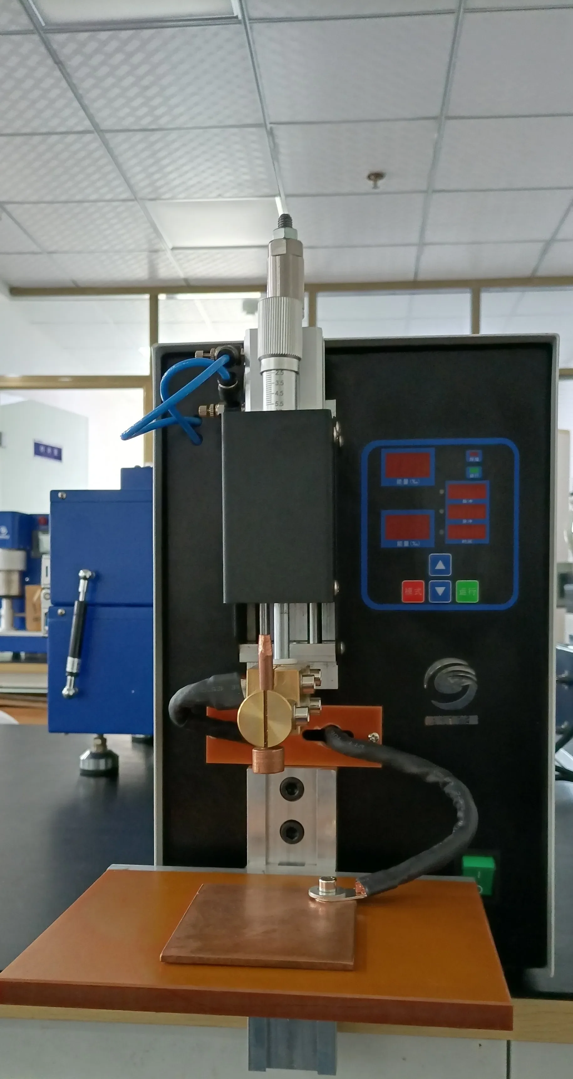 Lithium Battery laboratory negative pulse Spot Welder Welding Machine for Cylindrical Cell 18650