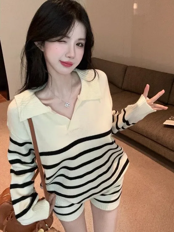 

Slimming Knitwear Collar Straight Tube Short Pants Set Casual Style Korean Version mid Waist Short Length Autumn Wear