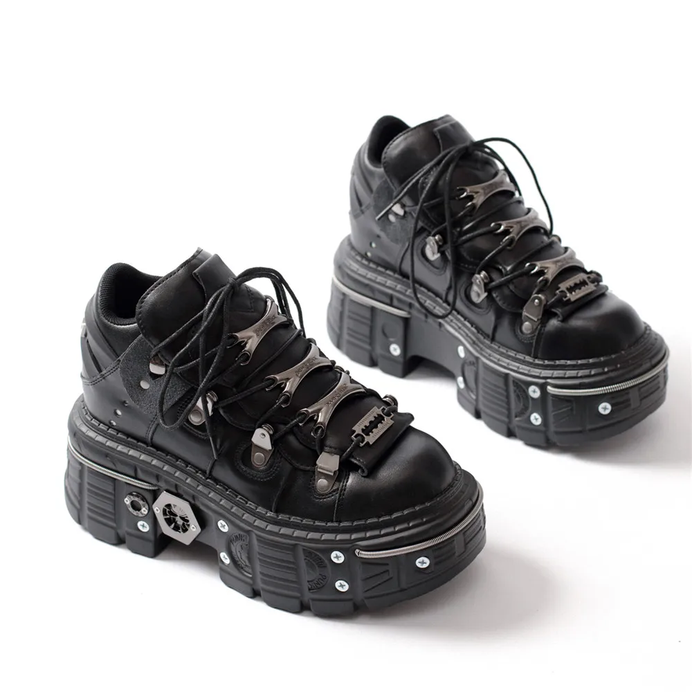 Women Ankle Platform Boots Woman\'s Thick Bottom Round Toe Lace-Up Metal Decoration Sneakers Ladies Rivet Punk Gothic Rock Shoes