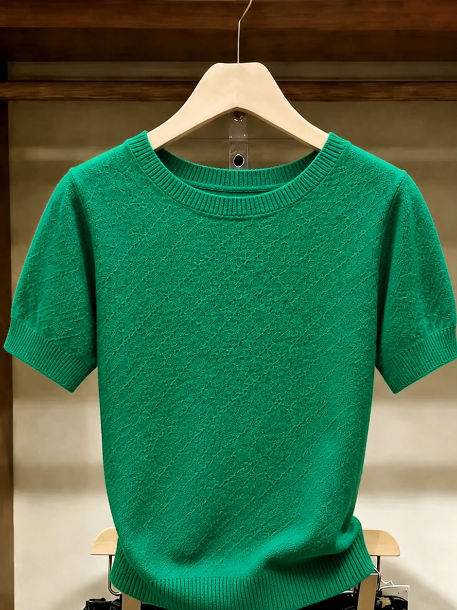 

Skin-friendly Loose Short-sleeved Round-neck Knitted Top Fashionable Summer Casual Wear for Women Comfortable All-rounder Kni...
