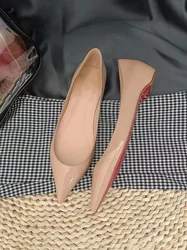 New style raised pointed flat shoes in nude color, super light cut flat shoes, super light cut single shoes for women