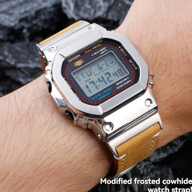 حزام من الجلد الطبيعي لساعة كاسيو G-SHOCK GMW-B5000 الذكرى السنوية الخامسة والثلاثين من جلد البقر الذهبي/الفضي، حزام ريترو