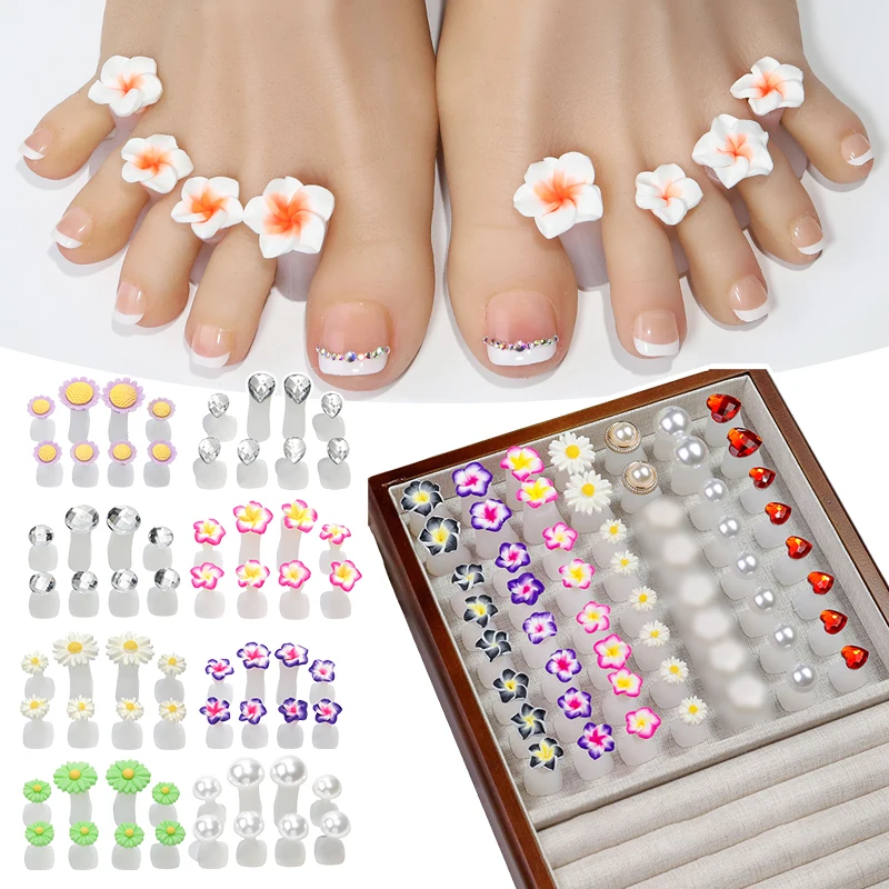8PCS เล็บซิลิโคน Toe Separator Daisy WaterDrop Rhinestone ดอกไม้รูปร่างเล็บเครื่องมือนุ่ม Finger Separator สําหรับเล็บ
