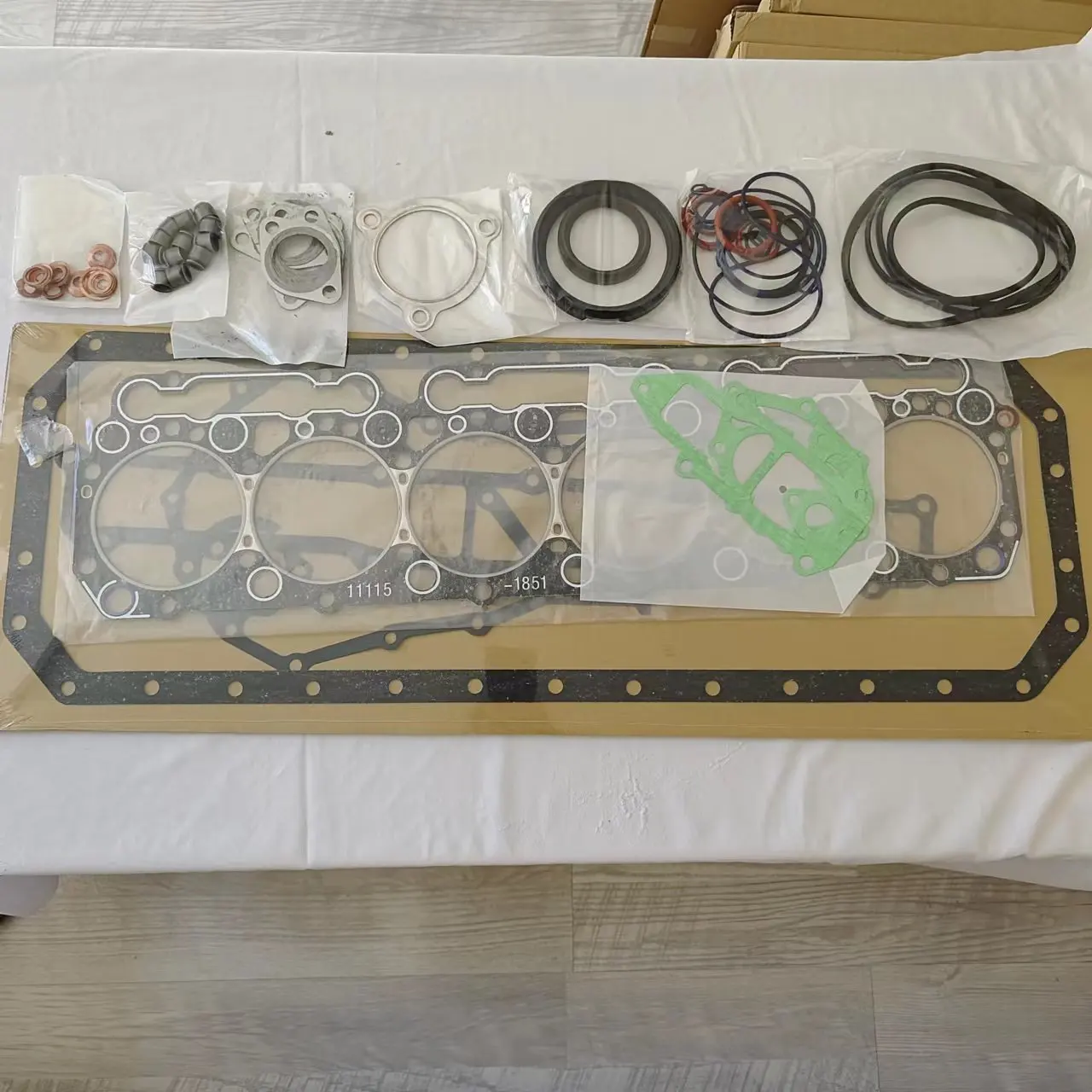 

W06d Overhaul Kit Applicable to Hino W06d Engine Overhaul Kit