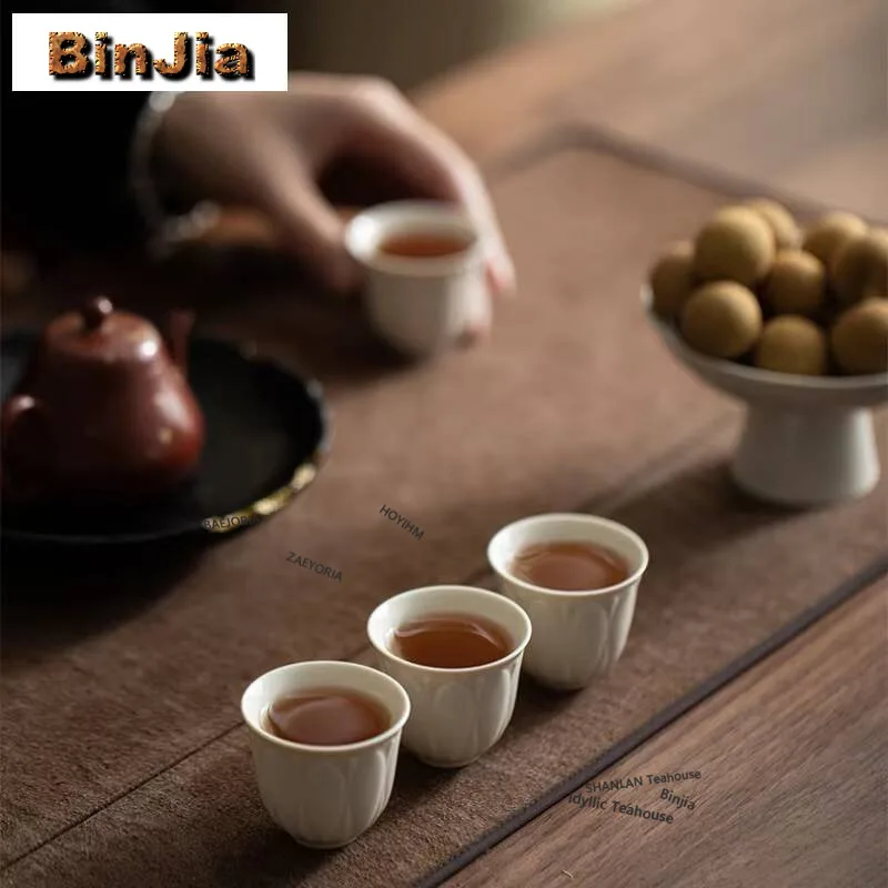2pc/lot Ding Kiln Relief Lotus Teacup Vintage Tea Bowl Beautiful Tea Cup Tea-tasting Meditation Cup Chazhan Master Cups Cha 40ml