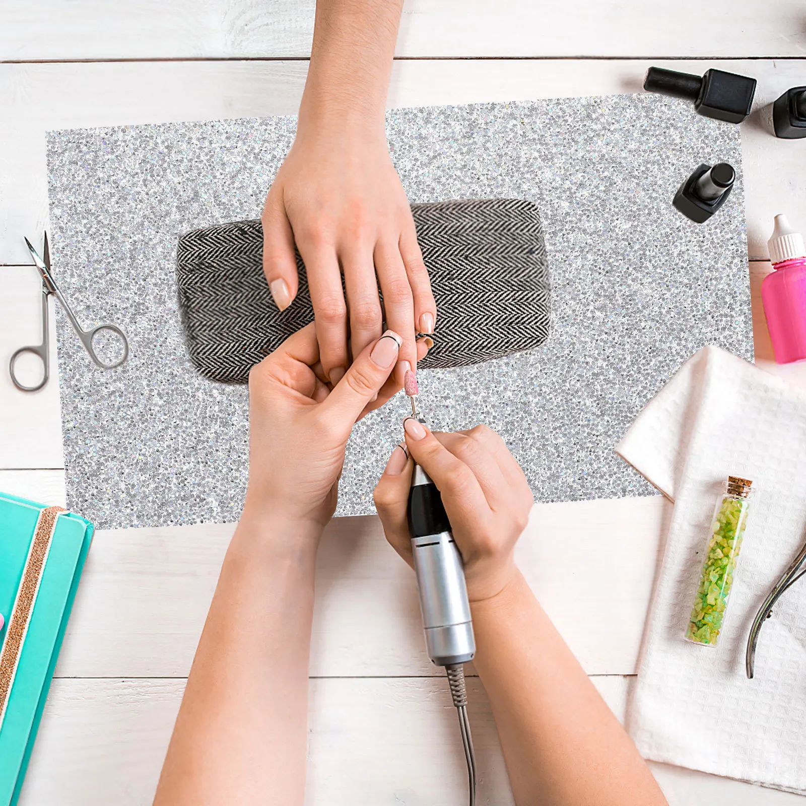 グリッターネイルテーブルクッション滑り止めエレガントなマニキュアパッド安全で耐久性のある手首サポート疲労を軽減するネイルマット