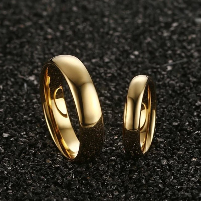 Fashion Simple Gold Plated Glossy Ring Classic Couple Banquet Exquisite Jewelry