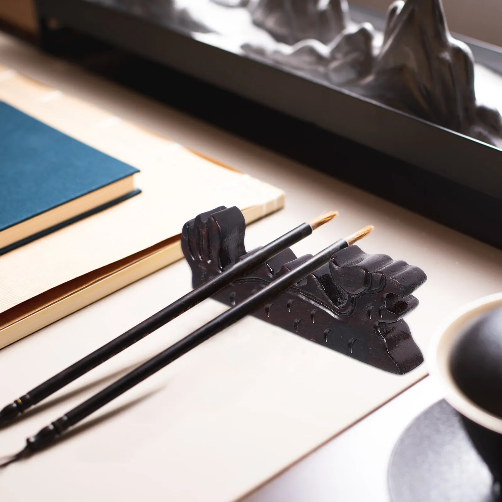 

Устойчивая деревянная подставка для каллиграфических кистей ручной работы, держатель для ручек, подставка для письменных принадлежностей, аксессуар для чая, ретро-органайзер для стола