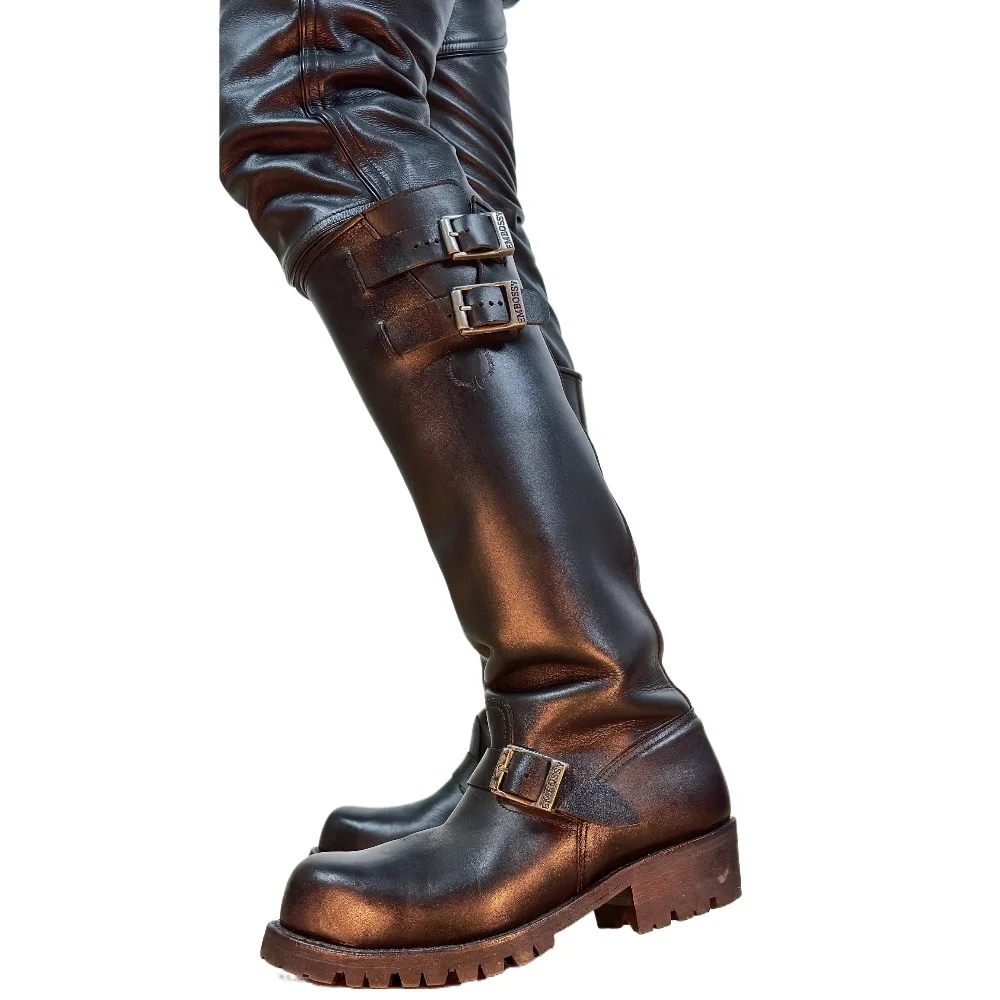 

Retro Men Genuine Leather British Long Chelsae Boots Knee High Winter Riding Boots Versatile Engineer Boots Buckle Strap