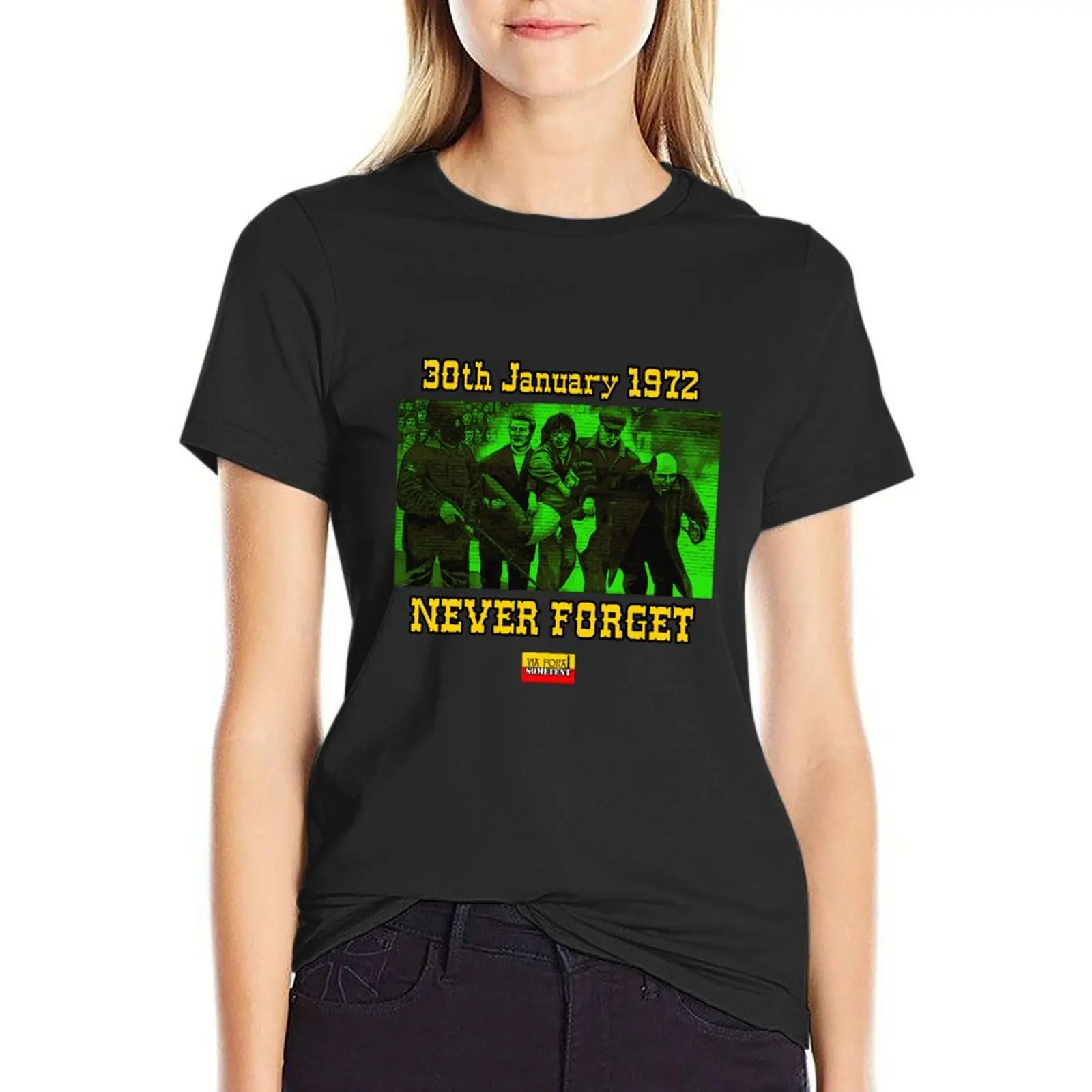 

Bloody sunday never forget T-Shirt korean fashion shirts graphic tees plus size tops lady clothes Woman fashion
