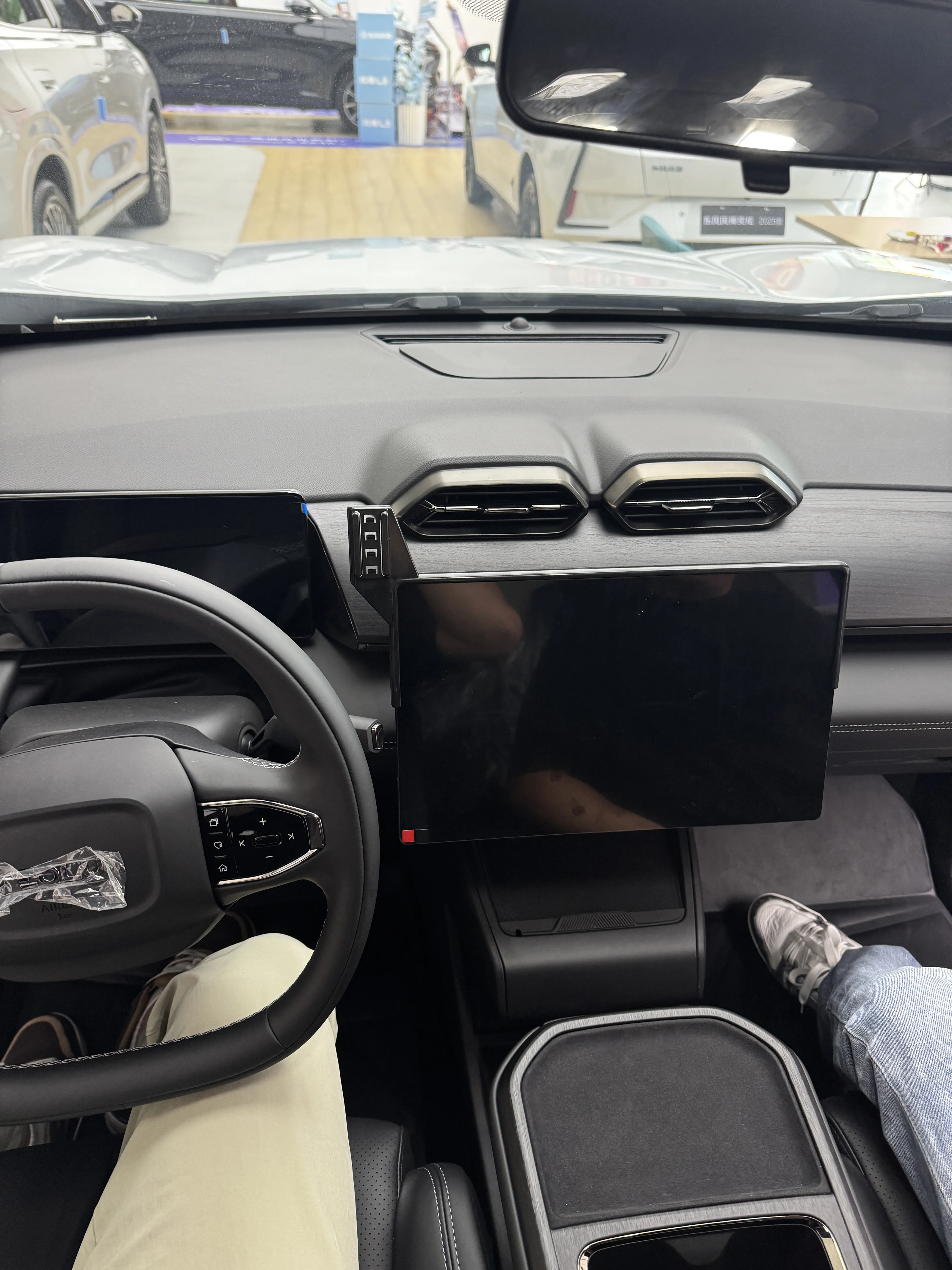 Car Screen Mobile Phone Holder For Dongfeng 2024 2025 2026 Dongfeng Aeolus L7/Haohan 2025 Wireless Charger Mount GPS Bracket