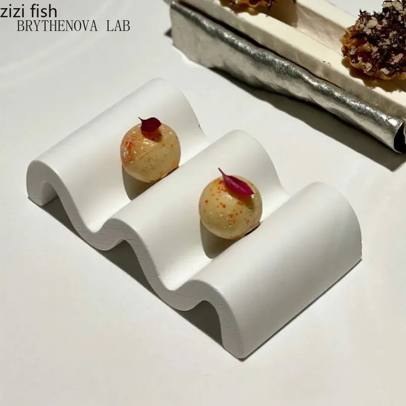 Creative Ceramic Dinner Plates Bread Desserts Tray Cooking Dishes Solid Restaurant Color Wave Shape Tableware Snack Pastry Plate