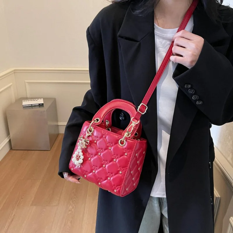 

Popular Elegant Crossbody Bag for Ladies, Genuine Leather Craftsmanship, Luxury Brand Women Handbag Trendy