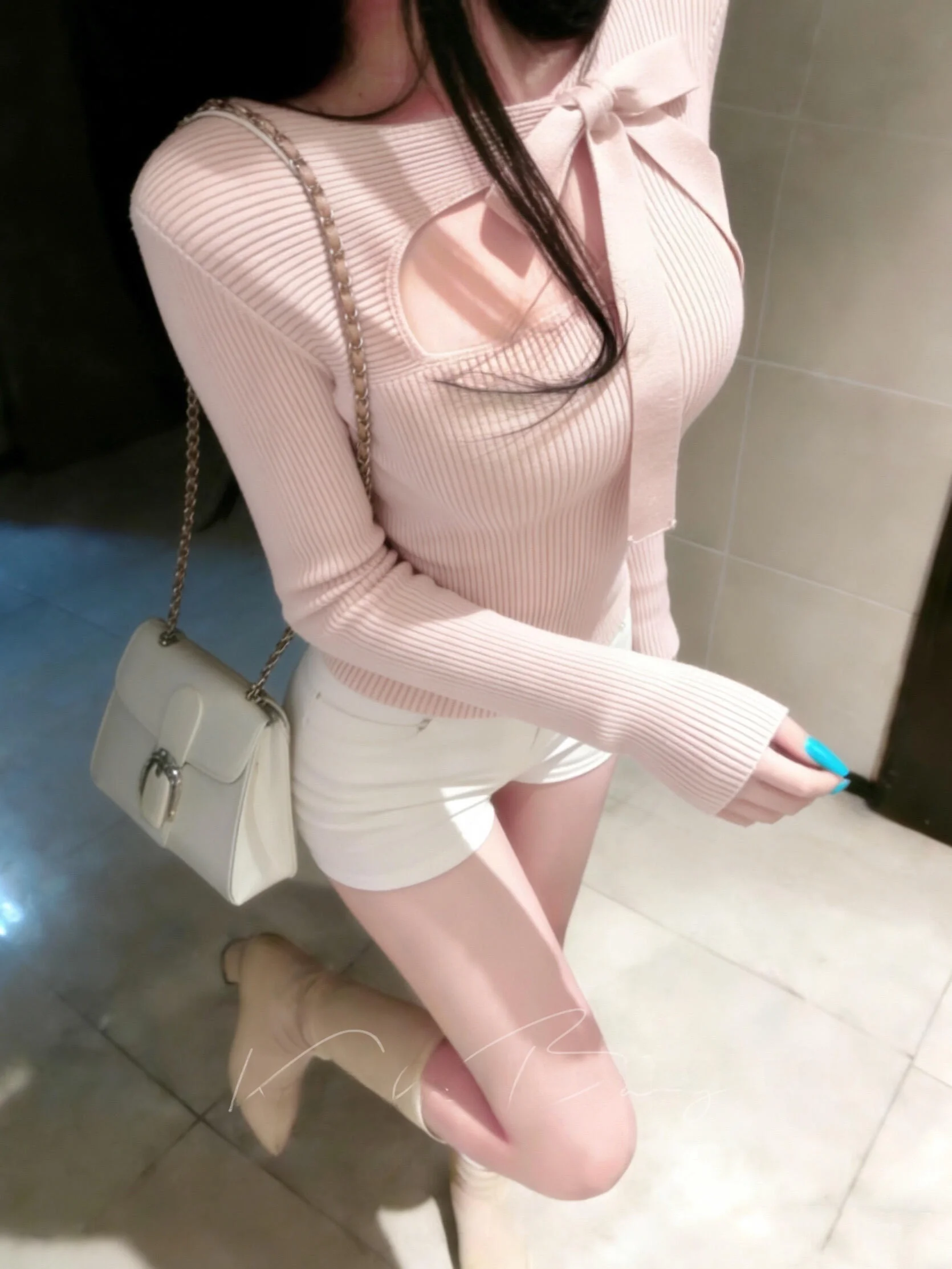 

Облегающий вязаный базовый слой с узлами в корейском стиле для женщин: повседневная модная одежда, зимняя коллекция 2026