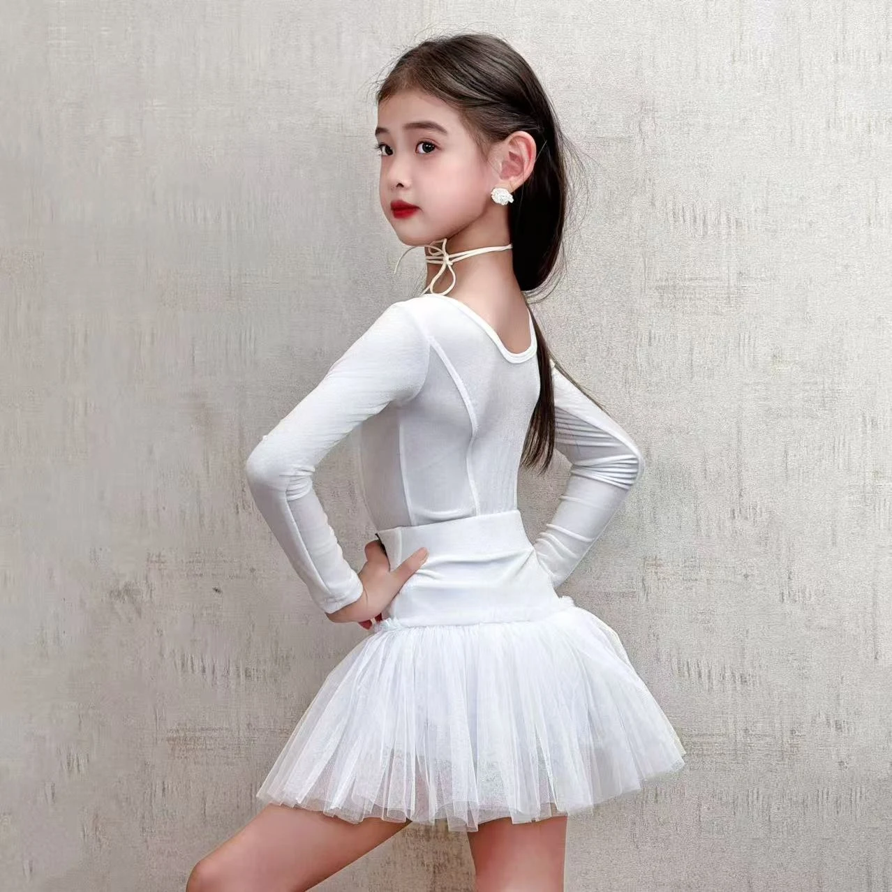 女の子ラテンダンス衣装長袖トップス糸チュチュスカート女の子トレーニング練習ダンスウェアルンバチャチャダンスドレス