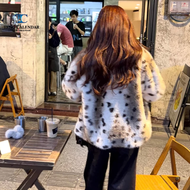 Piel de imitación, abrigo ecológico de felpa con solapa integrada de piel corta con estampado de leopardo estilo Retro viejo dinero, nuevo modelo 2025 para mujer