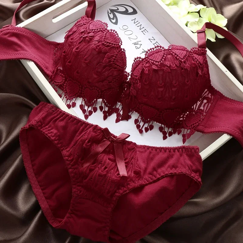

Women Sexy Lingerie Set Lace Push Up Bra Set Ladies Soild Color Bra Sexy Comfortable Intimates Underwear Suit