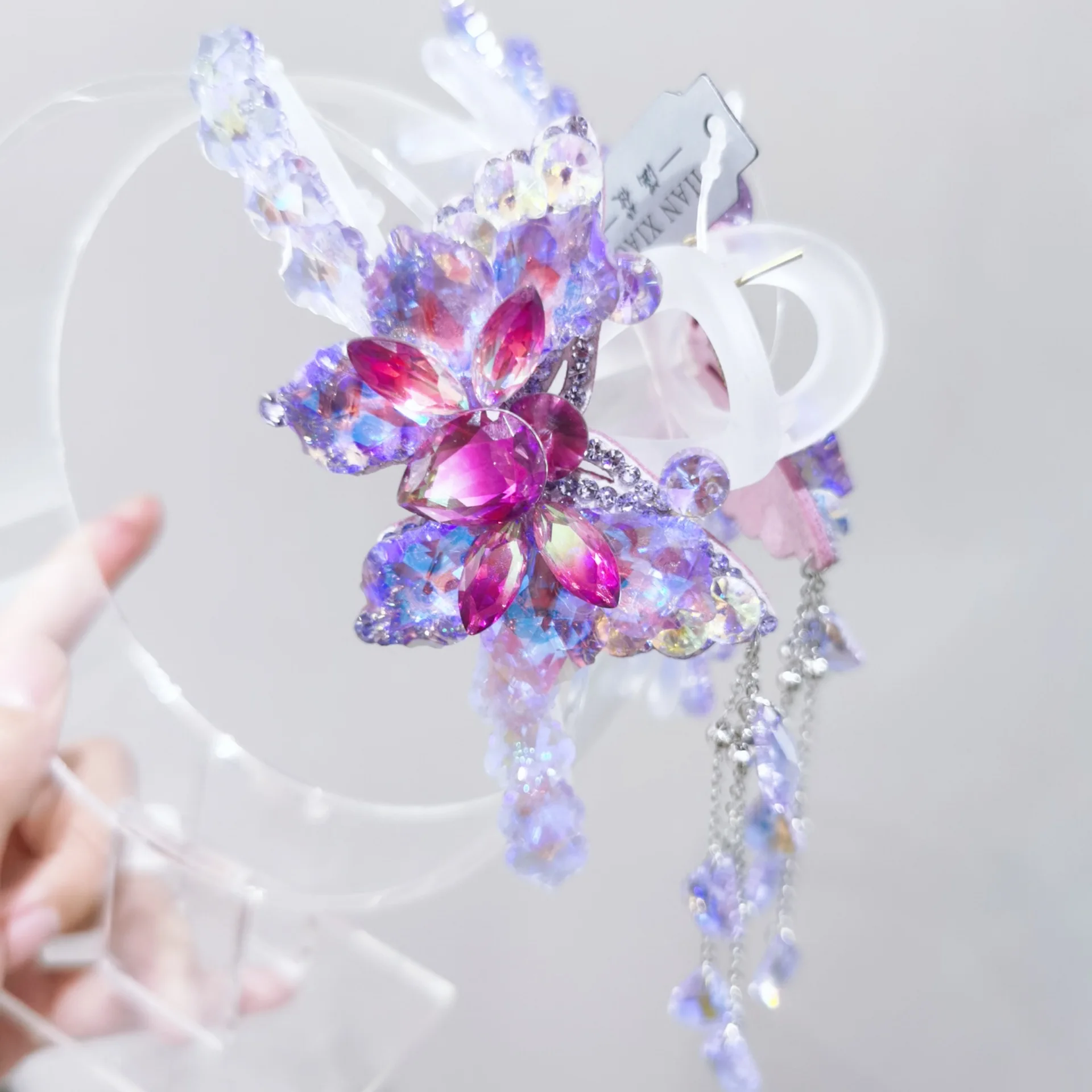 Han Xiao new Shihua crystal butterfly fringe grab hairpin hairpin haircard female super fairy back head pan hair adornment Hanfu