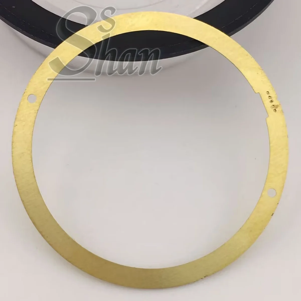 Thickened 28mm copper dial gasket is suitable for NH35 NH36 NH37 NH38 NH39 movements and can be lifted to align with the handle