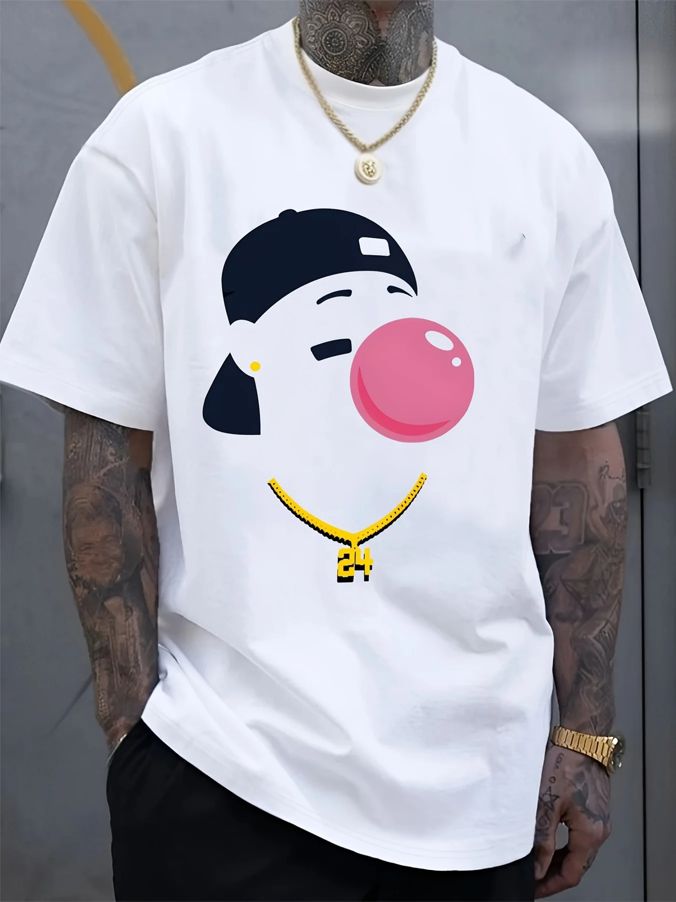 Men's White Bubble Tape Graphic T-Shirt - Retro Bubble Blowing Character Print, Round Neck Casual & Wear Suitable for, Outdoor Activities, Machine Washable, All- Fit for Casual Attire and Bubble Tape Themed Outfits