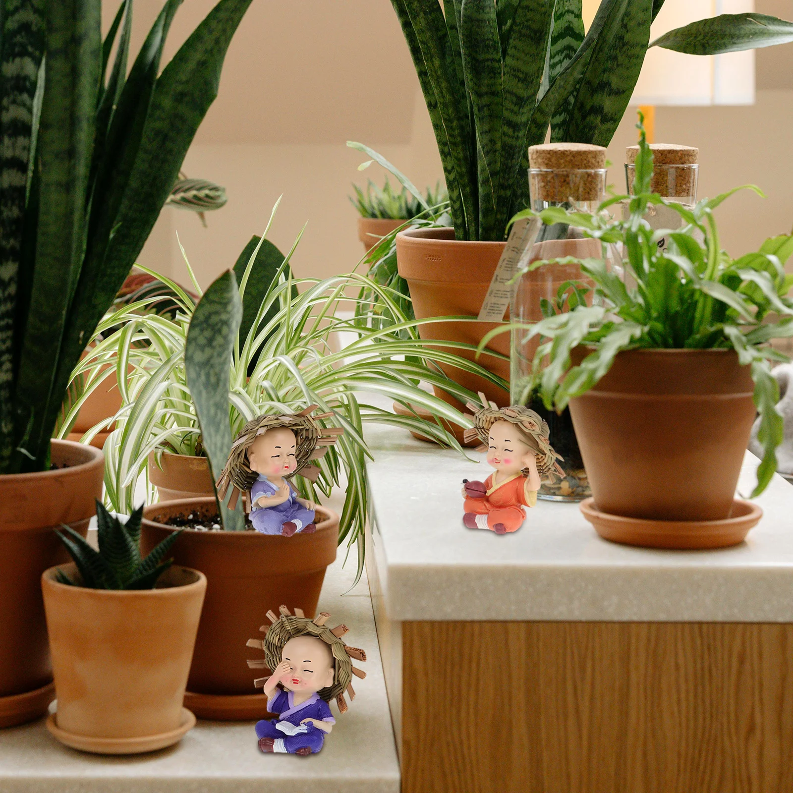 

4Pcs Miniature Monk Sculpture Resin Buddha Statue Cute Zen Ornament Small Feng Shui Car Dashboard Decor Cute Resin Monk Statue