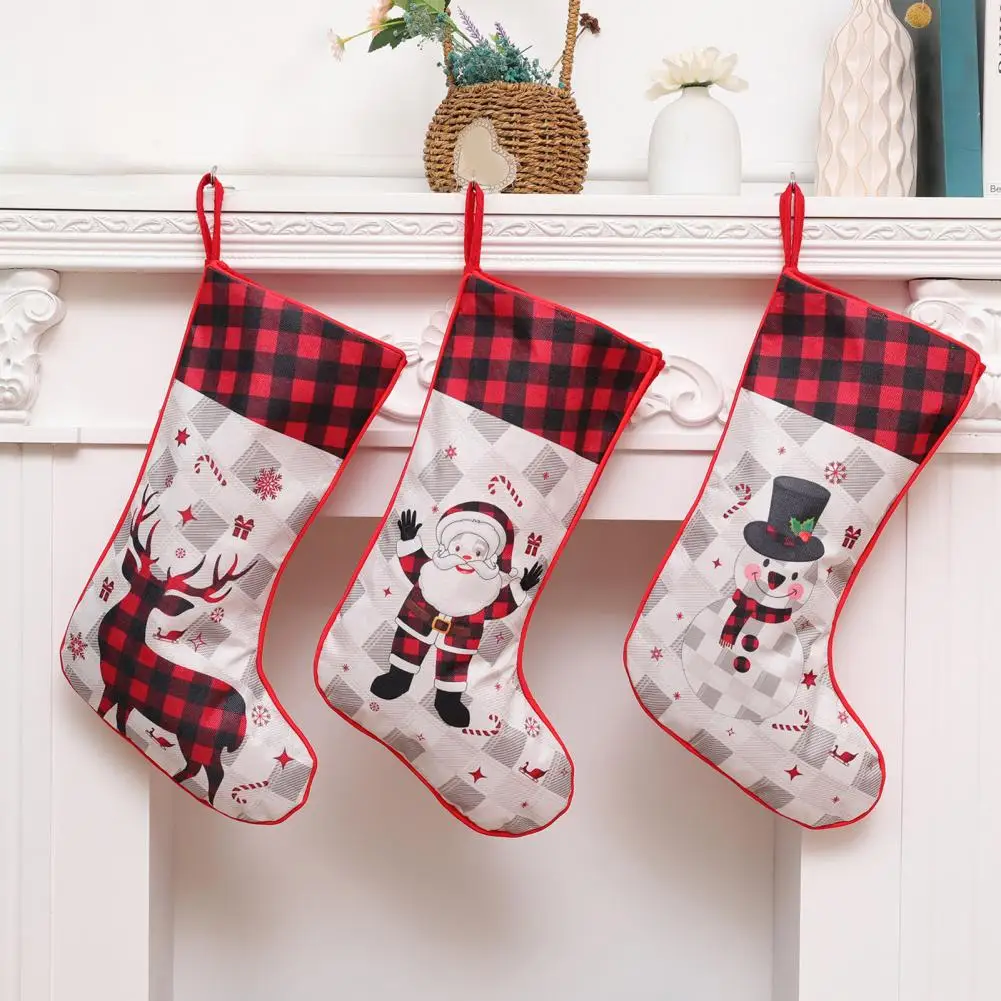 Christmas Stocking Red And Black Plaid Stocking Polyester Christmas Festive Decoration for Stairs Mantel Holiday Party Decor