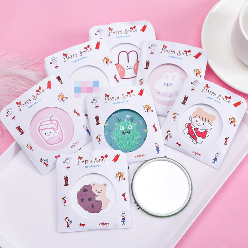 Creative Mini Makeup Mirror แบบพกพาแต่งหน้ากระจกแบบพกพาขนาดเล็กรอบกระจกน่ารักนักเรียนสาวหัวใจ Dressing กระจก