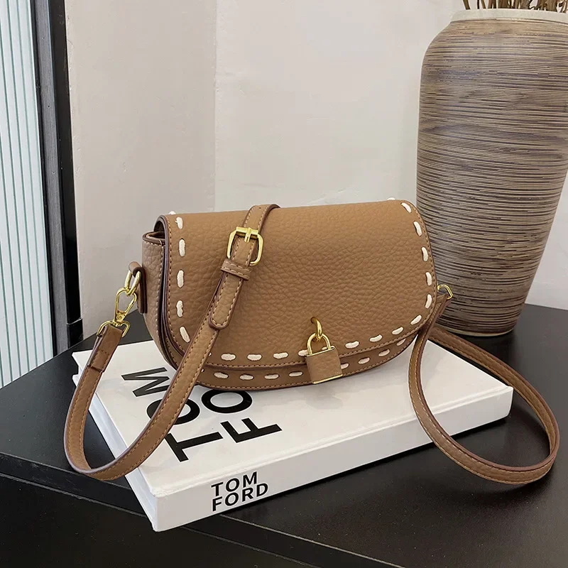 2025 جديد! فاخر - حقيبة كتف نسائية ريترو - مستوحاة من العلامة التجارية - لون خالص، نسيج عالي الجودة، سرج شعبي