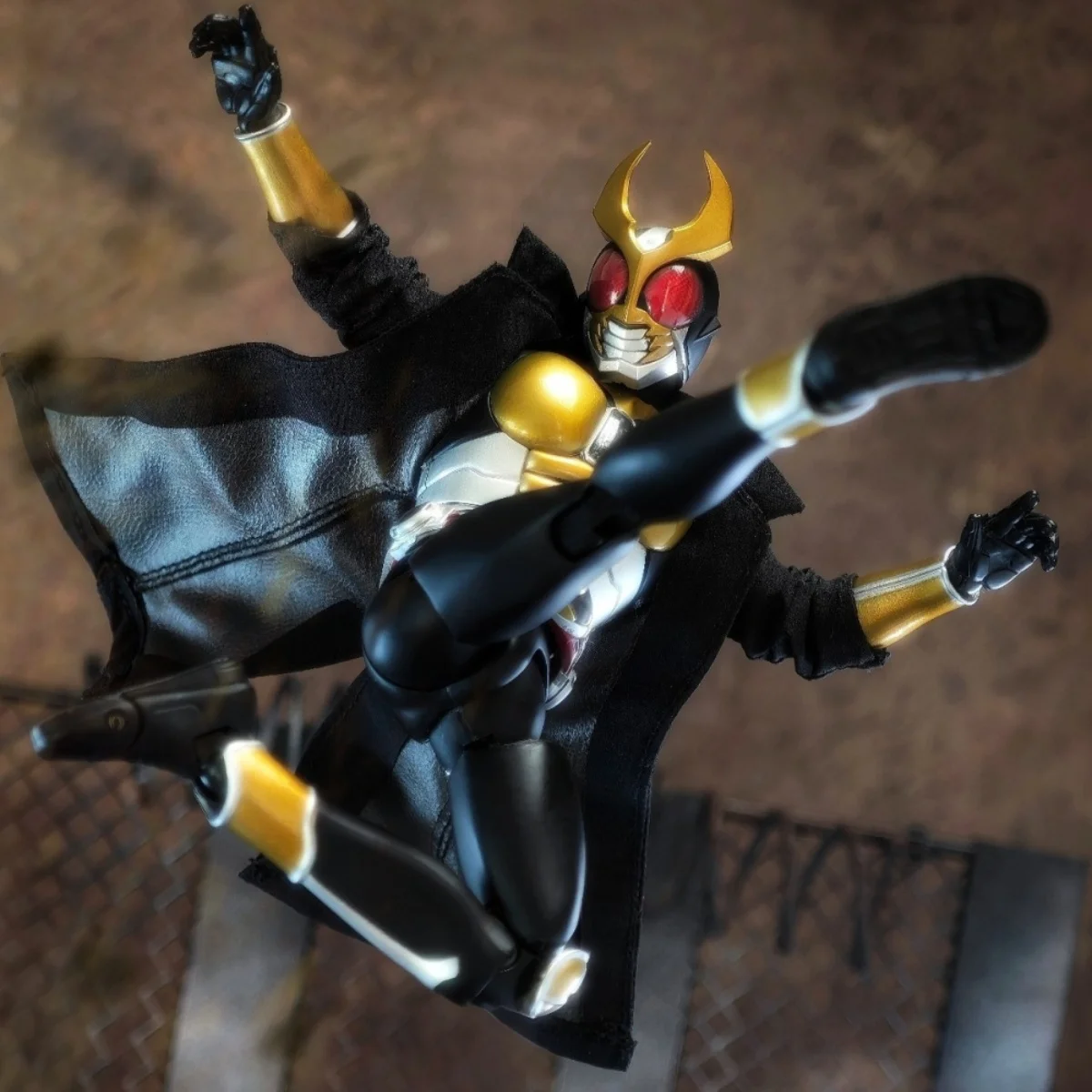 

【Только одежда】Аксессуары ручной работы: черная ветровка в стиле аниме (форма Земли) для фигурки SHF, масштаб 1/12