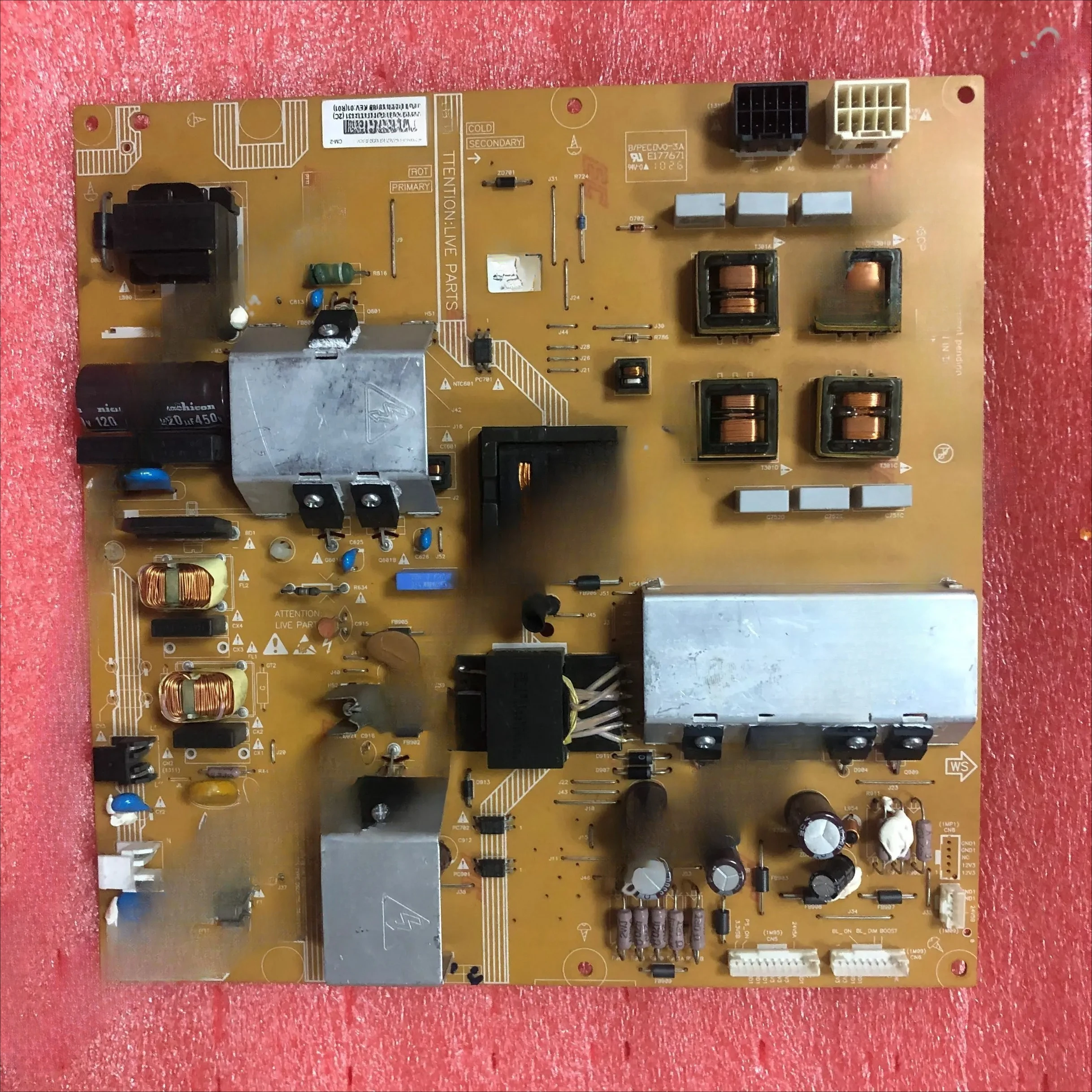 

Оригинальный 100% тест для платы питания 40PFL6665D/93 В DPS-206CP 2950248907